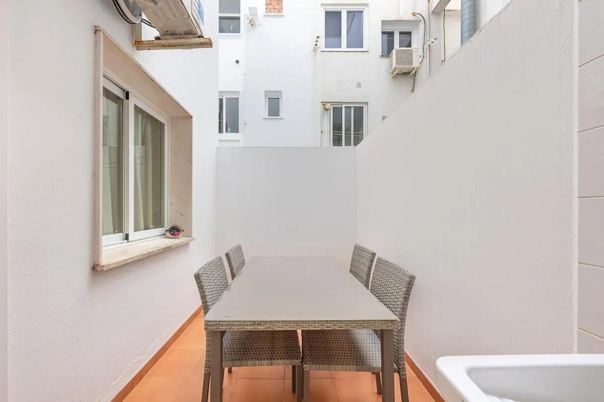 Cozy & Comfy Seaside Retreat In Εστεπόνα 0*,